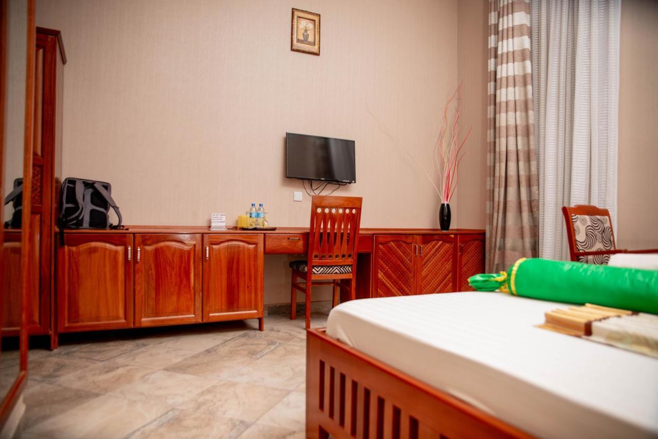 Lush Garden Hotel 아루샤 외부 사진
